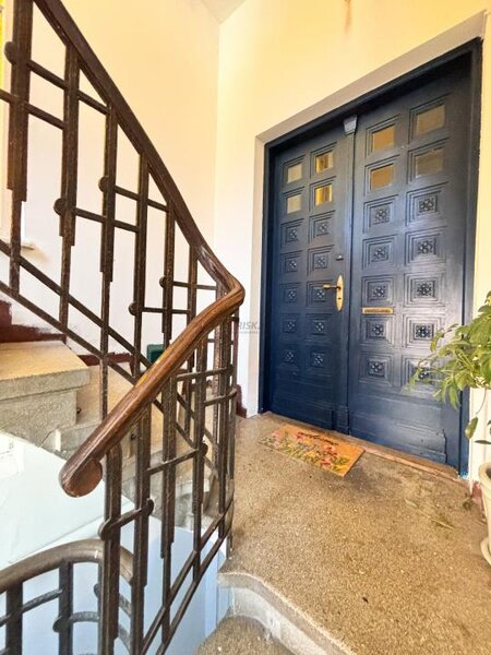 Mosilor fara comision | proprietate interbelica cu detalii originale | 93 mp