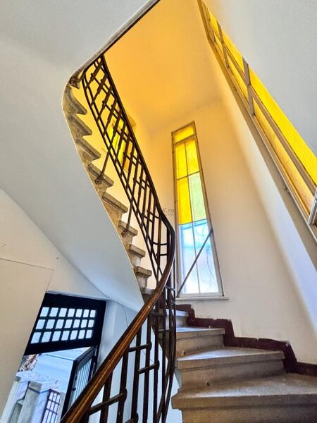 Mosilor fara comision | proprietate interbelica cu detalii originale | 93 mp